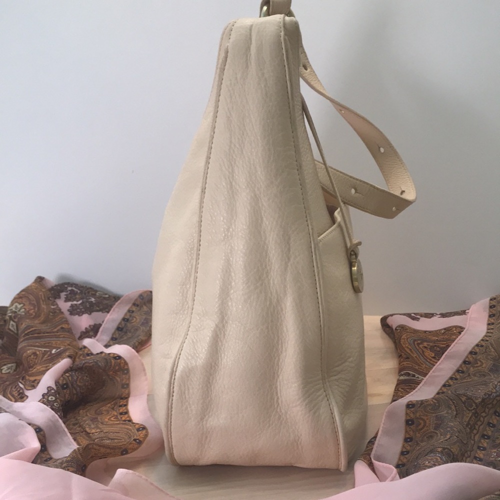 Brahmin Turn Lock Hobo Bag, Ivory Grained Leather - Picture 4 of 16